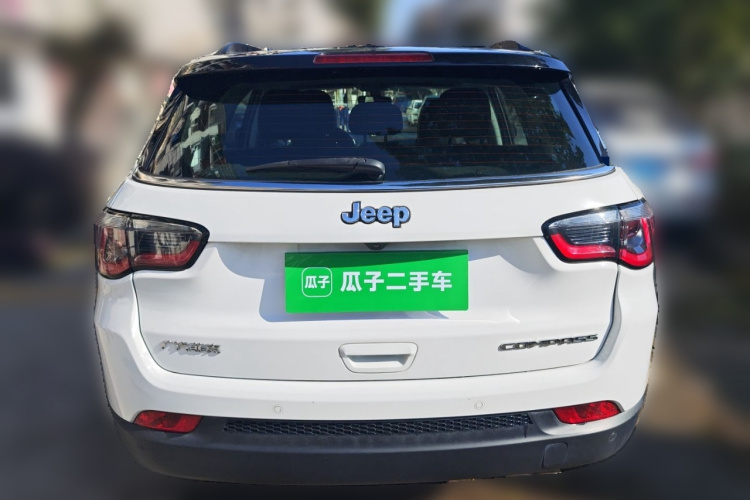 Jeep 指南者 2019款 220T 自动家享炫酷版车身外观6