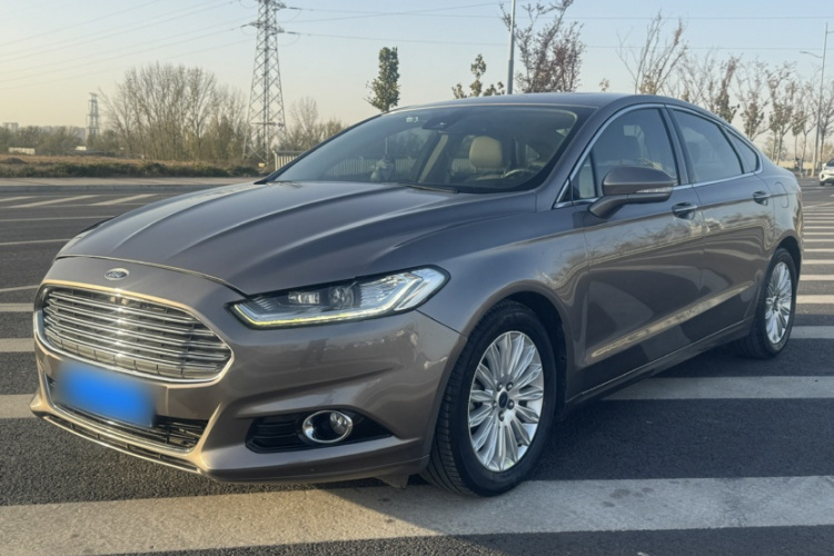 福特 蒙迪欧 2013款 2.0L GTDi200豪华型车身外观1