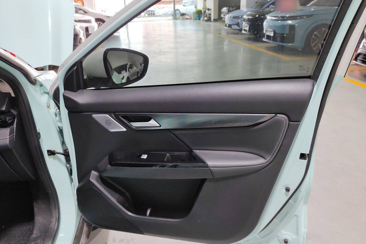 小鹏G3 2021款 G3i 520N中控内饰7005