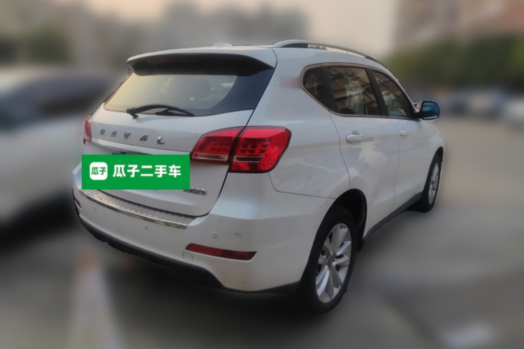 哈弗H2 2016款 红标 1.5T 自动两驱豪华型车身外观7