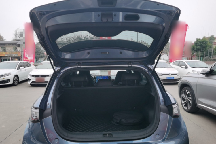 比亚迪 海豚 2025款 420km 自由版机舱底盘23