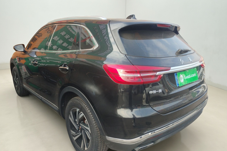 红旗HS5 2022款 改款 2.0T 智联旗享版车身外观5