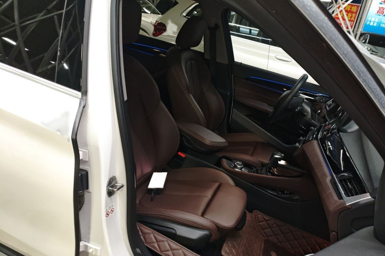 宝马X1新能源 2020款 xDrive30Le 尊享型局部细节41