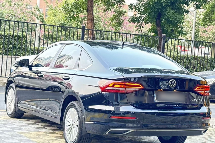 大众 朗逸 2022款 1.5L 自动舒适版车身外观6003