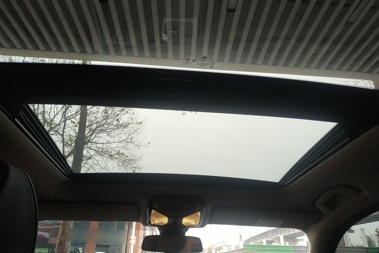 宝马3系 2020款 改款 325Li M运动套装局部细节22