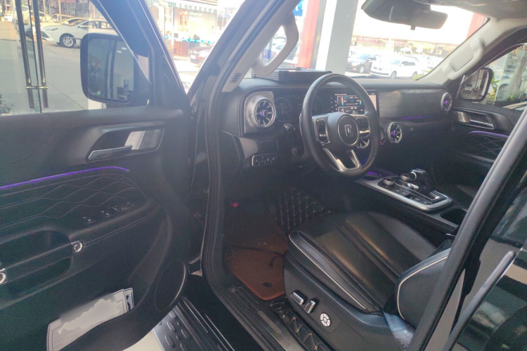 坦克300 2021款 越野版 2.0T 征服者中控内饰20