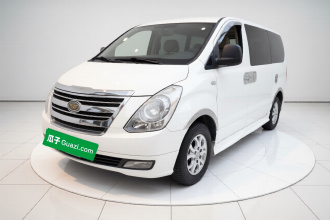 现代 H-1辉翼 2011款 2.4L 豪华版