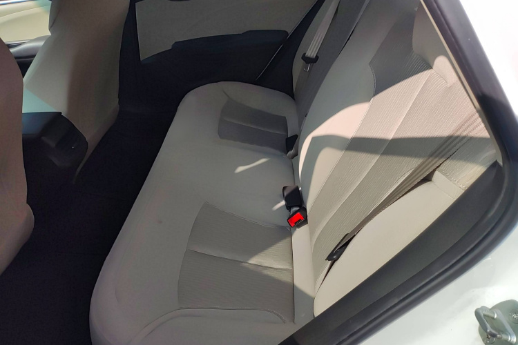 别克 英朗 2021款 典范 1.5L 自动进取型中控内饰7001