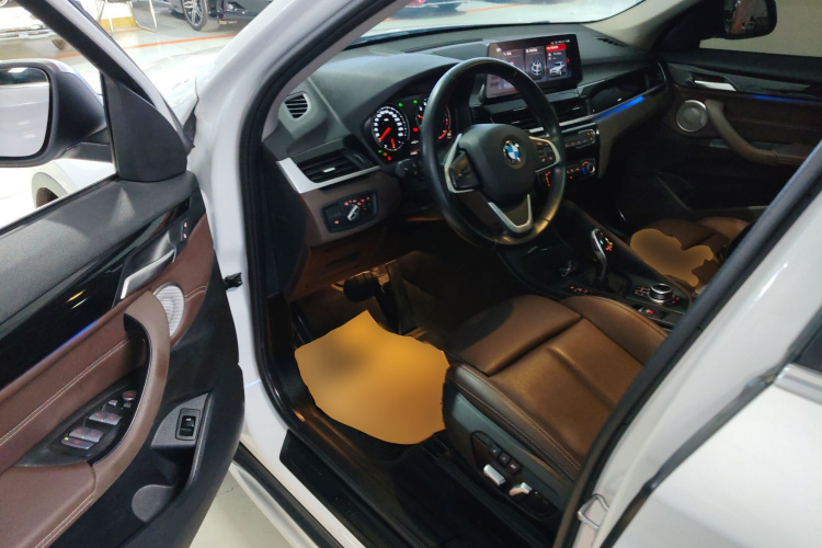 宝马X1 2022款 sDrive20Li 时尚型中控内饰20