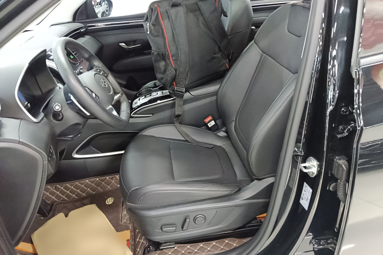 现代 2023款 途胜L 1.5T 自动两驱DLX豪华版中控内饰19