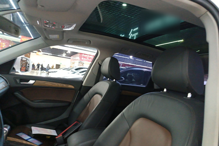 奥迪Q5 2016款 40 TFSI 技术型局部细节22