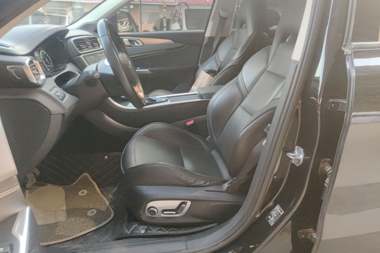 领克01 2017款 2.0T 两驱型Pro版中控内饰19