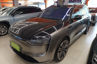 鸿蒙智行 问界M9 2024款 增程 Ultra版 42kWh 6座版