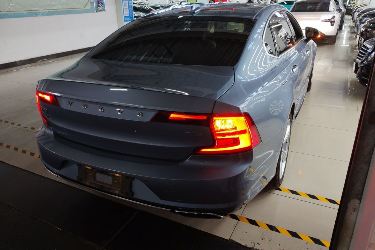 沃尔沃S90 2019款 T5 智逸版车身外观6005
