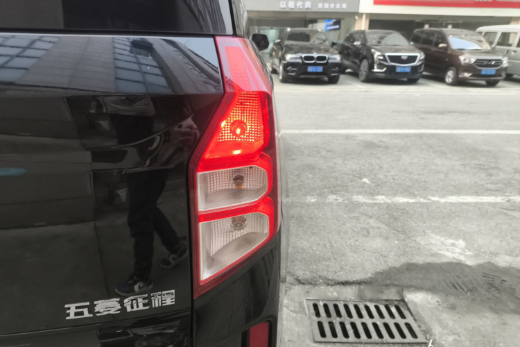 五菱汽车 五菱征程 2021款 1.5T 手动舒适型车身外观6006