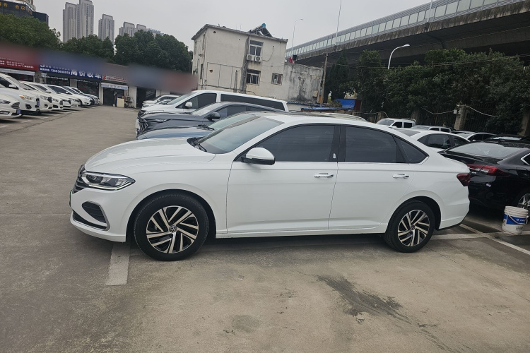 大众 朗逸 2023款 1.5L 自动五百万版车身外观6003