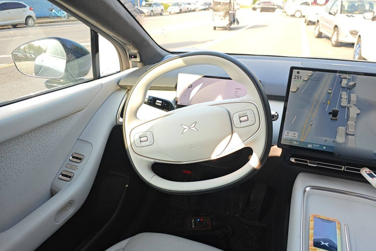 小鹏P7+ 2024款 超长续航 Max中控内饰13