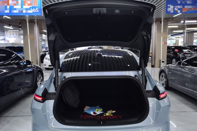 蔚来ET5 2022款 75kWh机舱底盘23