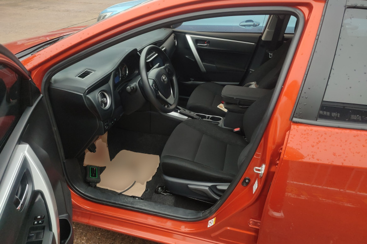 丰田 雷凌 2017款 改款 185T CVT领先版 国V局部细节19