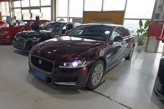 捷豹XFL 2017款 XFL 2.0T 240PS 豪华版