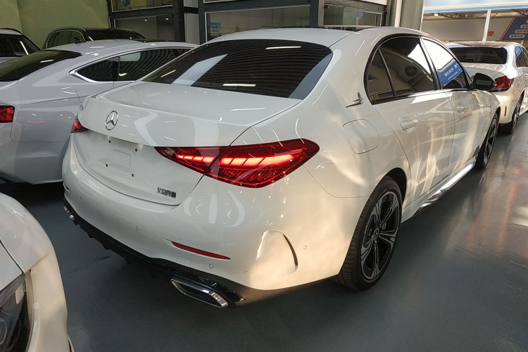 奔驰C级 2022款 C 260 L 皓夜运动版车身外观6005
