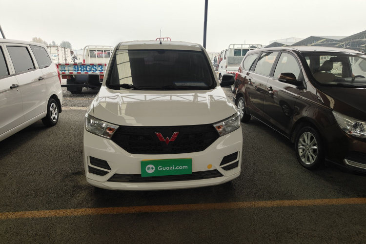 五菱汽车 五菱宏光 2021款 1.5L改款 S基本型 电动助力LAR车身外观6001