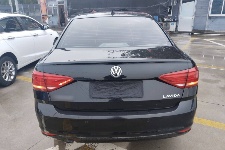 大众 朗逸 2017款 1.6L 自动风尚版车身外观6004