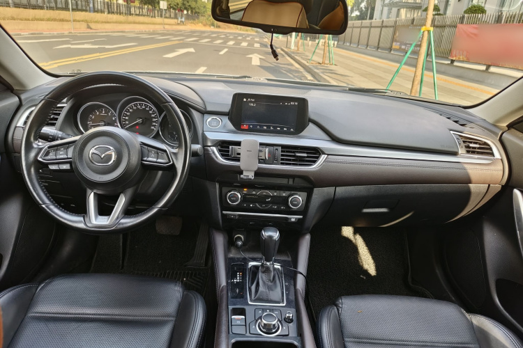 马自达 阿特兹 2018款 2.0L 蓝天豪华版 国V中控内饰7003