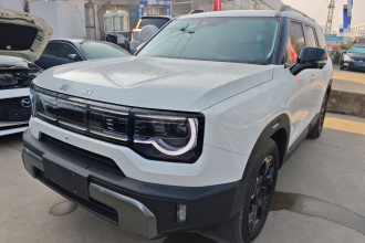 北京越野 北京BJ30 2024款 1.5T 魔核电驱进阶版