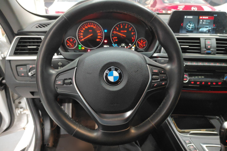 宝马3系 2018款 320Li 时尚型局部细节13