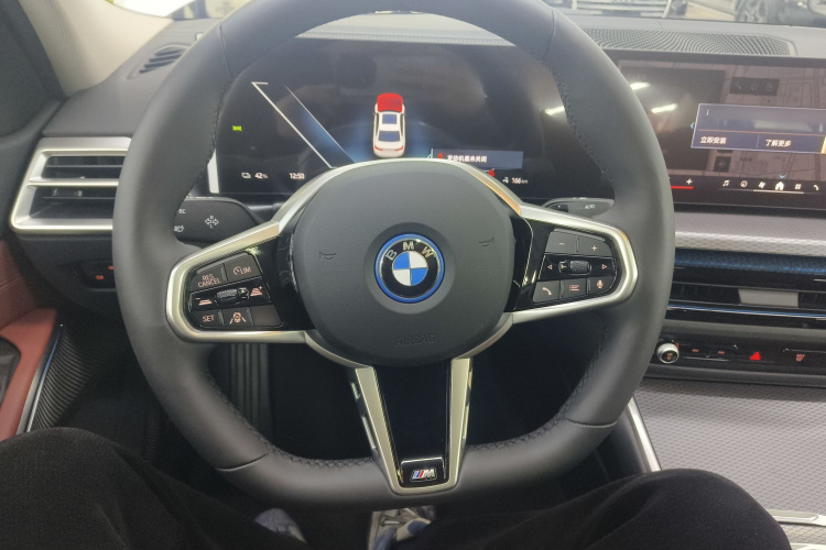 宝马i3 2025款 eDrive 40 L 曜夜套装中控内饰13