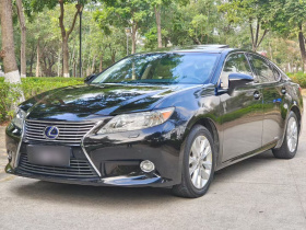 雷克萨斯ES 2013款 300h 精英版