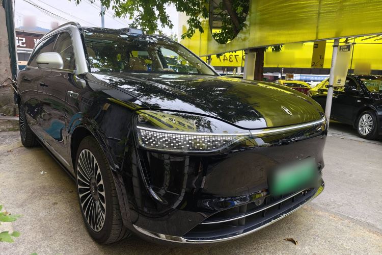 鸿蒙智行 问界M9 2024款 增程 Ultra版 52kWh 5座版车身外观6001