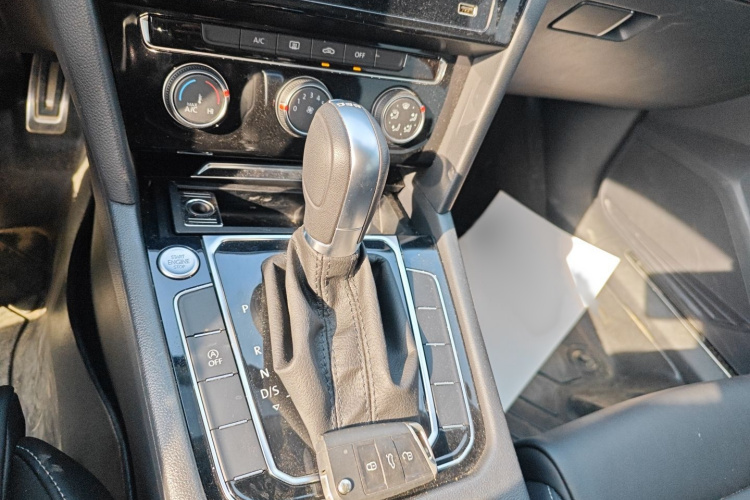 大众 迈腾 2025款 众享款 280TSI DSG舒适型局部细节18