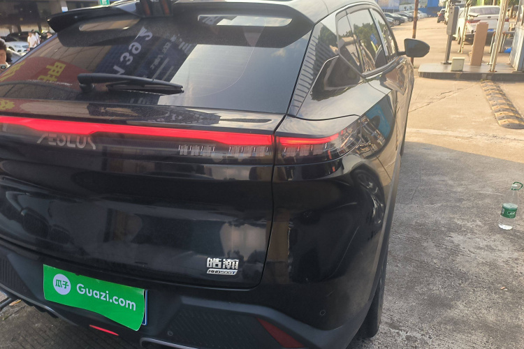 东风风神 皓瀚 2023款 DH-i 1.5T 尊贵版车身外观6006