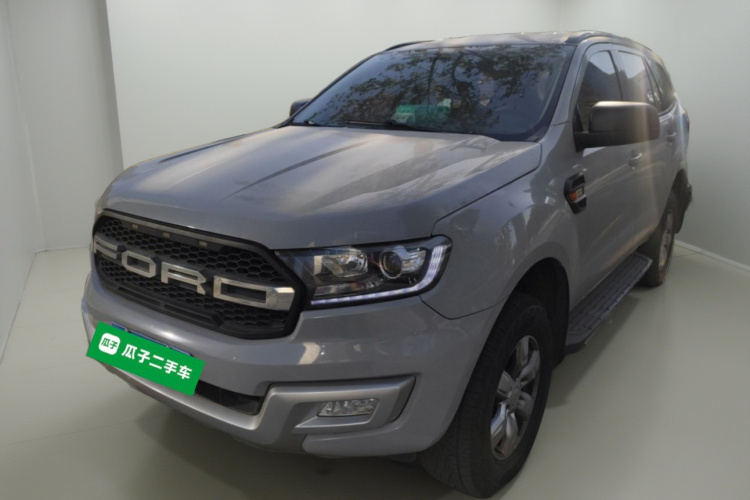 福特 撼路者 2017款 2.0T 汽油自动四驱菁英版 5座车身外观1