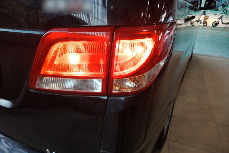 江淮瑞风 瑞风M4 2020款 2.0CTI 柴油 手动劲锐型 国VI车身外观6006