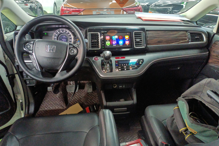 本田 艾力绅 2016款 2.4L 舒适版中控内饰7002