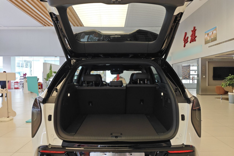 红旗天工08 2025款 605先锋版局部细节23