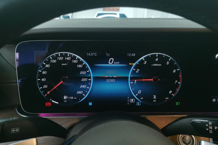 奔驰E级 2023款 E 260 L局部细节14