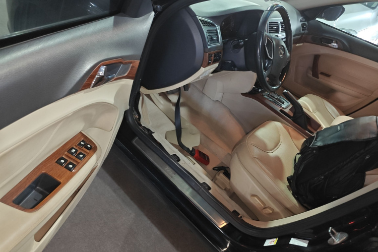 广汽传祺 传祺GA5 2013款 1.8T 自动尊贵版中控内饰20