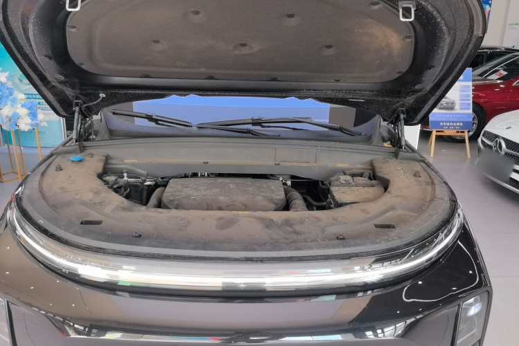 理想汽车 理想L7 2024款 Pro机舱底盘24