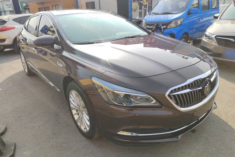 别克 君越 2016款 28T 豪华型车身外观3