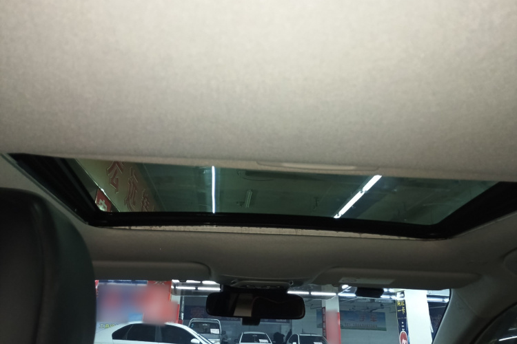 丰田 卡罗拉 2023款 1.8L 智能电混双擎 精英版中控内饰22