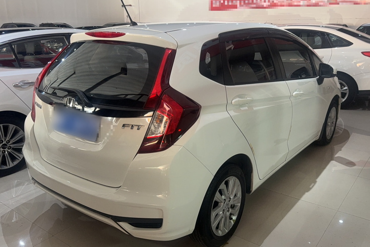 本田 飞度 2018款 1.5L CVT舒适天窗版车身外观6003