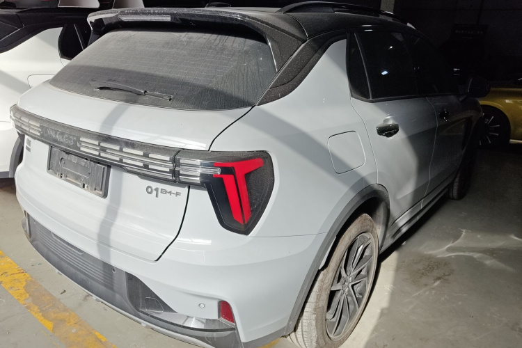 领克01 2023款 1.5TD EM-F PM车身外观7