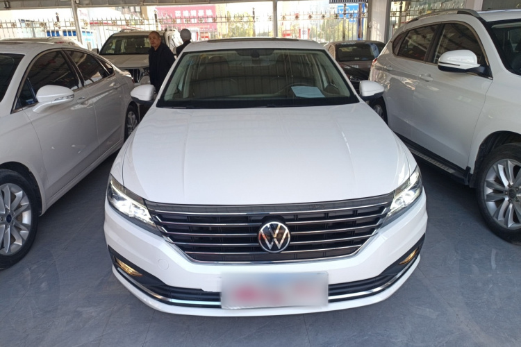 大众 朗逸 2022款 1.5L 自动舒适版车身外观2