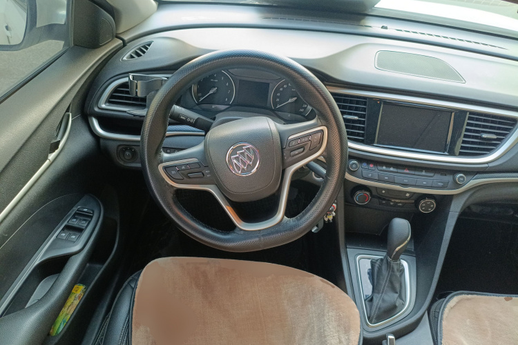 别克 英朗 2021款 改款 典范 1.5L 自动精英型中控内饰13