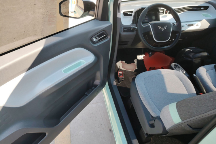 五菱汽车 宏光MINIEV 2021款 马卡龙时尚款 三元锂中控内饰20