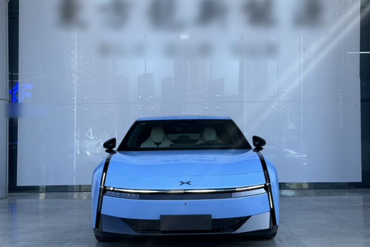 小鹏P7 2025款 702 长续航 Ultra车身外观6003